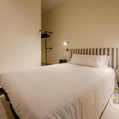 Iconic Apt En Plena Plaza Del Carmen Para 4Pax E3 Мадрид Экстерьер фото
