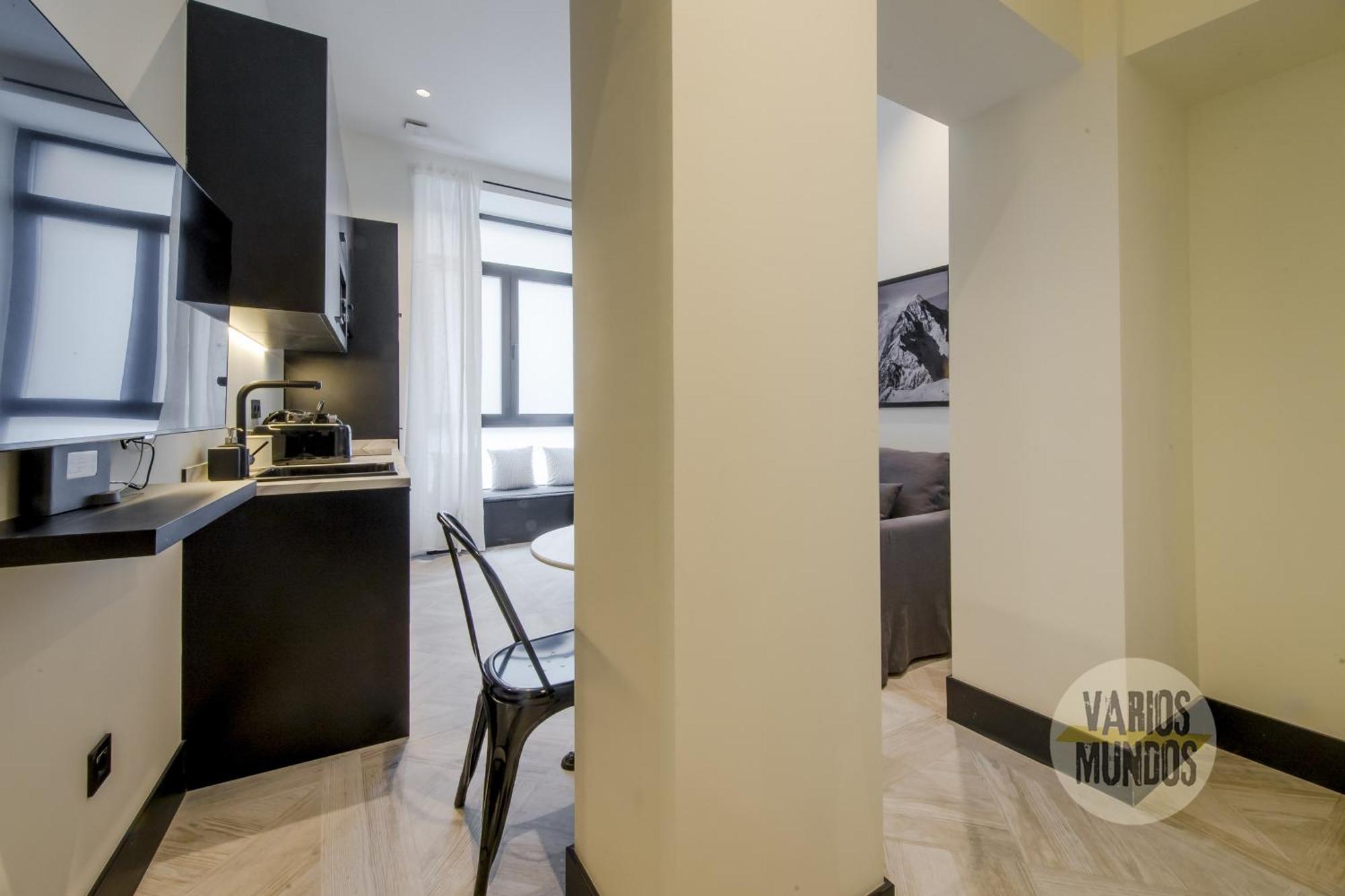 Iconic Apt En Plena Plaza Del Carmen Para 4Pax E3 Мадрид Экстерьер фото