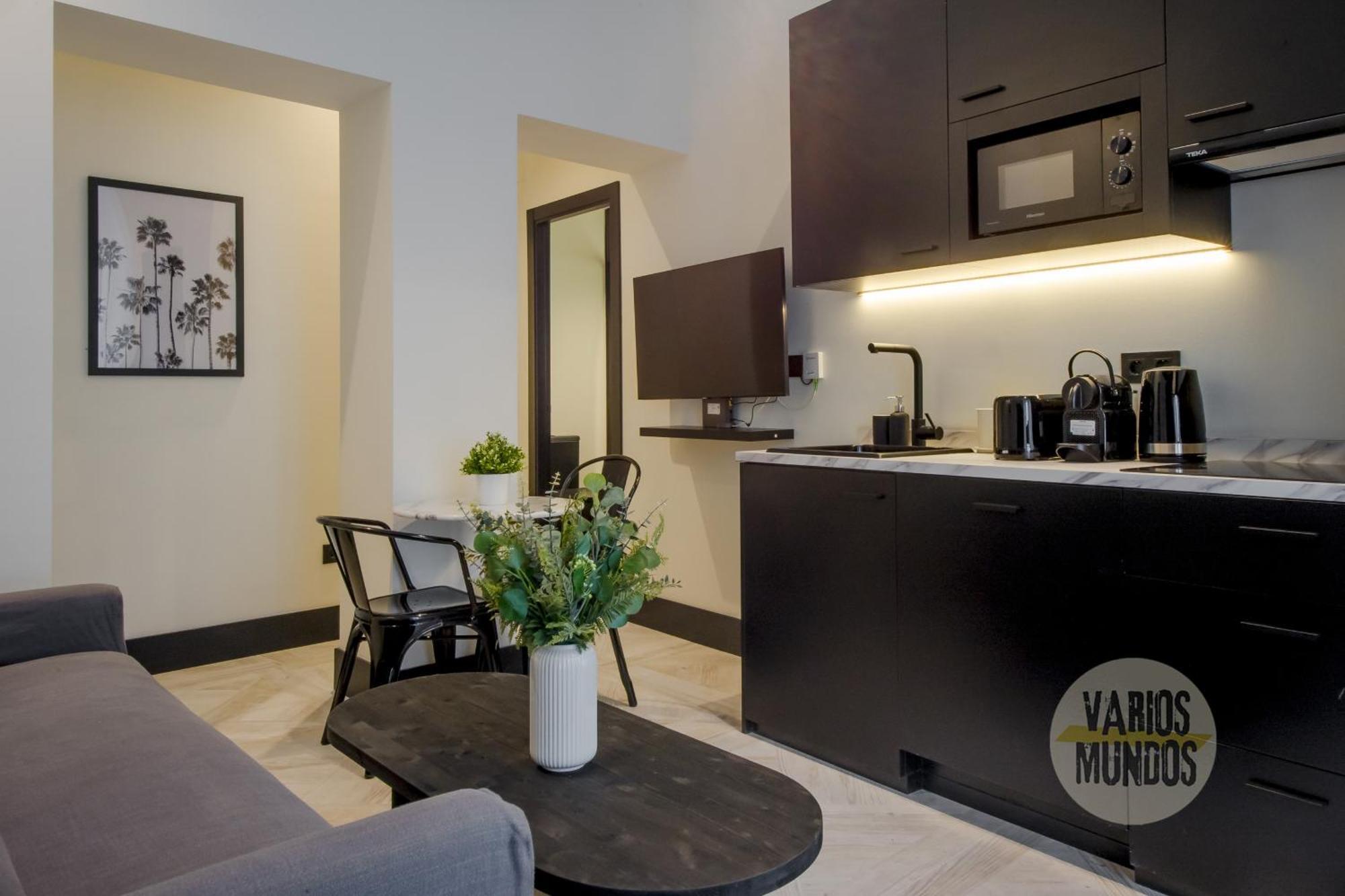 Iconic Apt En Plena Plaza Del Carmen Para 4Pax E3 Мадрид Экстерьер фото