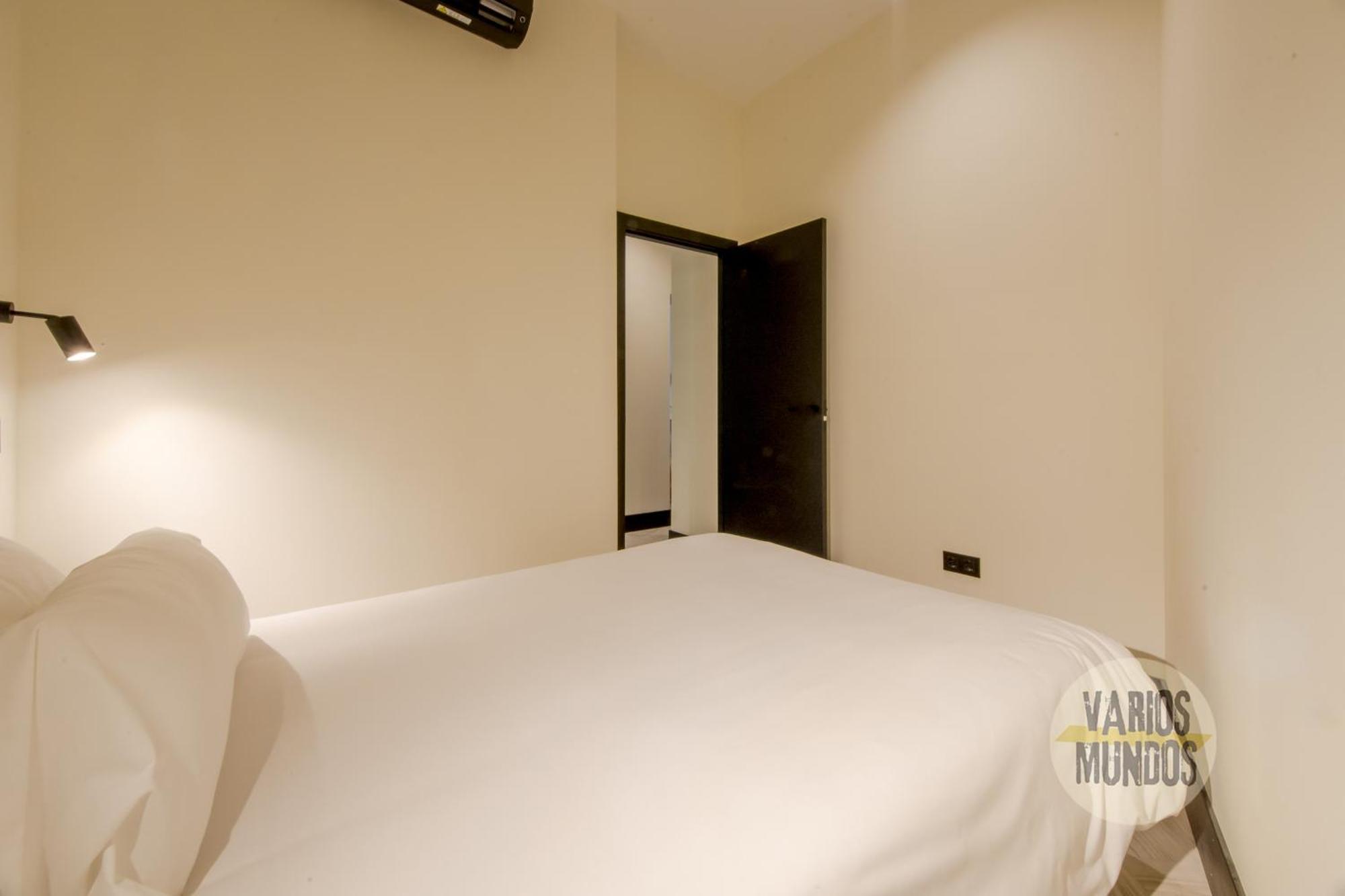 Iconic Apt En Plena Plaza Del Carmen Para 4Pax E3 Мадрид Экстерьер фото